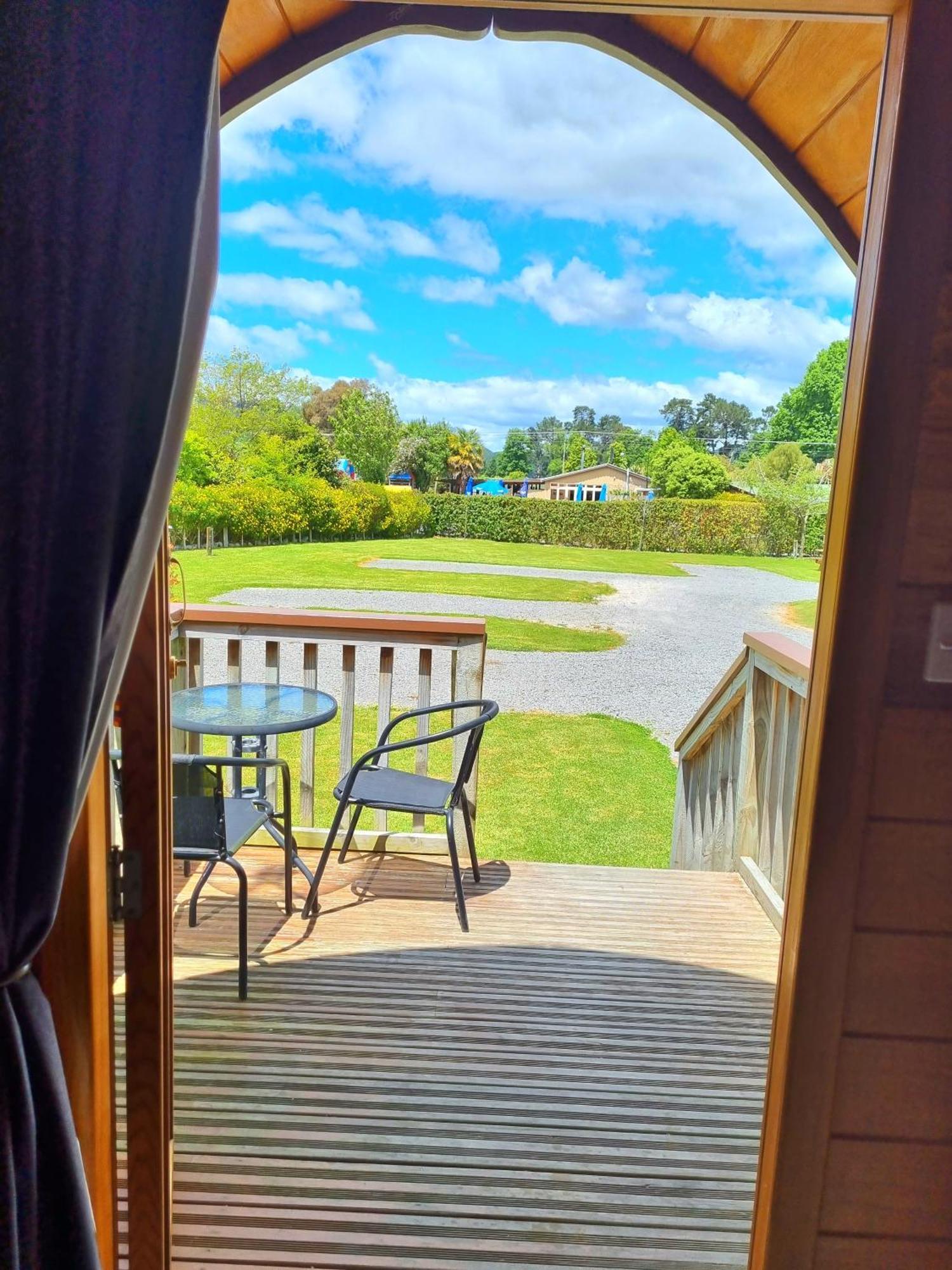 Flat Hills Tourist Park Hotell Ruahine Eksteriør bilde
